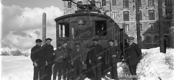 Équipage dans la neige